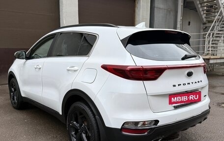 KIA Sportage IV рестайлинг, 2021 год, 2 500 000 рублей, 3 фотография