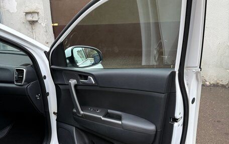 KIA Sportage IV рестайлинг, 2021 год, 2 500 000 рублей, 18 фотография