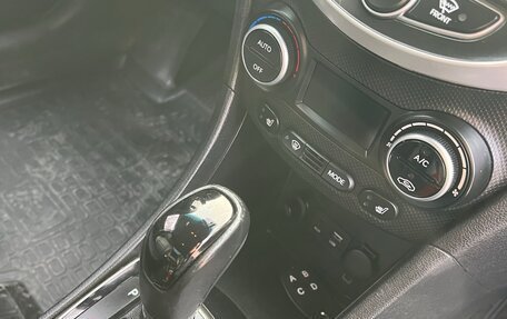 Hyundai Solaris II рестайлинг, 2016 год, 1 100 000 рублей, 19 фотография