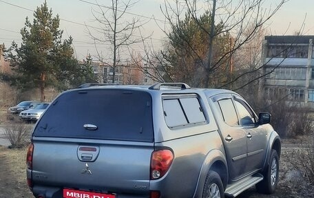 Mitsubishi L200 IV рестайлинг, 2014 год, 1 850 000 рублей, 2 фотография