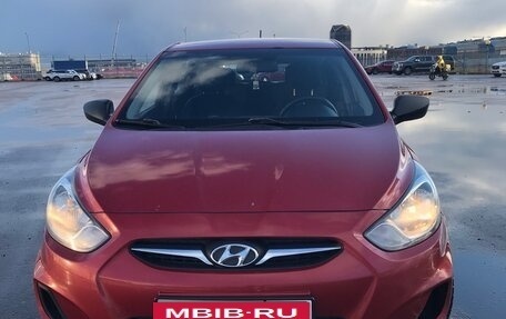 Hyundai Solaris II рестайлинг, 2011 год, 2 фотография