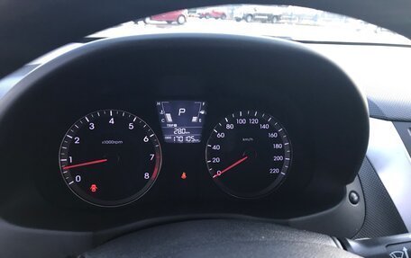 Hyundai Solaris II рестайлинг, 2011 год, 11 фотография