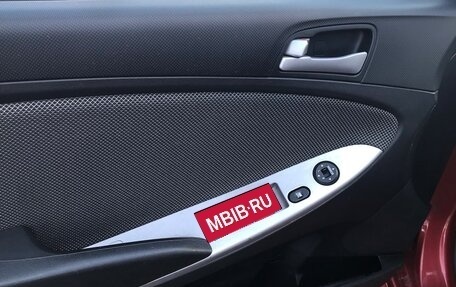 Hyundai Solaris II рестайлинг, 2011 год, 15 фотография