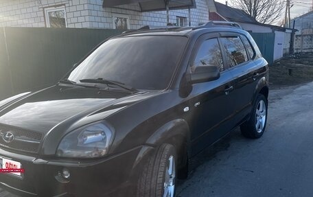 Hyundai Tucson III, 2005 год, 830 000 рублей, 3 фотография