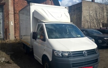 Volkswagen Transporter T5 рестайлинг, 2013 год, 1 295 000 рублей, 11 фотография