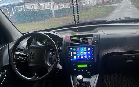 Hyundai Tucson III, 2005 год, 830 000 рублей, 17 фотография