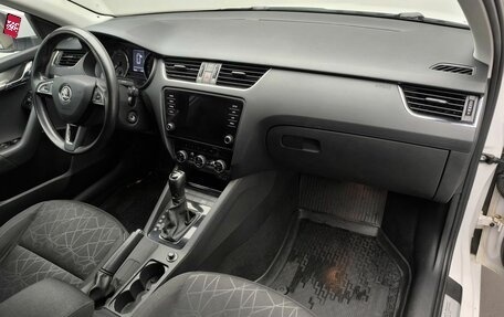 Skoda Octavia, 2018 год, 1 548 000 рублей, 20 фотография