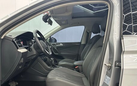 Volkswagen Tiguan II, 2022 год, 2 619 000 рублей, 10 фотография