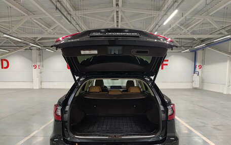 Lexus RX IV рестайлинг, 2017 год, 4 550 000 рублей, 10 фотография