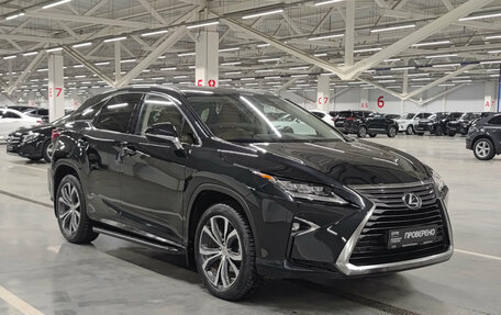 Lexus RX IV рестайлинг, 2017 год, 4 550 000 рублей, 3 фотография