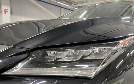 Lexus RX IV рестайлинг, 2017 год, 4 550 000 рублей, 17 фотография