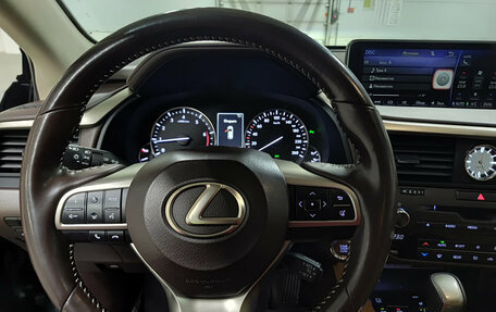 Lexus RX IV рестайлинг, 2017 год, 4 550 000 рублей, 23 фотография