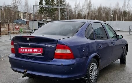 Opel Vectra B рестайлинг, 2002 год, 133 000 рублей, 3 фотография