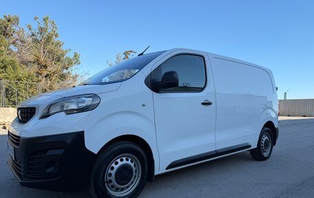 Peugeot Expert, 2018 год, 2 500 000 рублей, 4 фотография