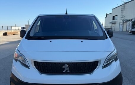 Peugeot Expert, 2018 год, 2 500 000 рублей, 2 фотография