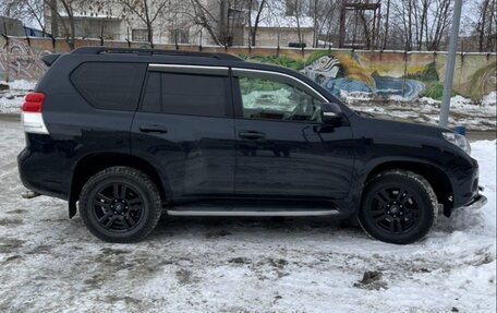 Toyota Land Cruiser Prado 150 рестайлинг 2, 2012 год, 2 850 000 рублей, 9 фотография