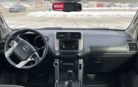 Toyota Land Cruiser Prado 150 рестайлинг 2, 2012 год, 2 850 000 рублей, 15 фотография