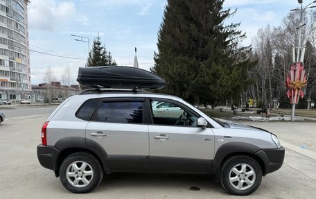Hyundai Tucson III, 2005 год, 900 000 рублей, 3 фотография