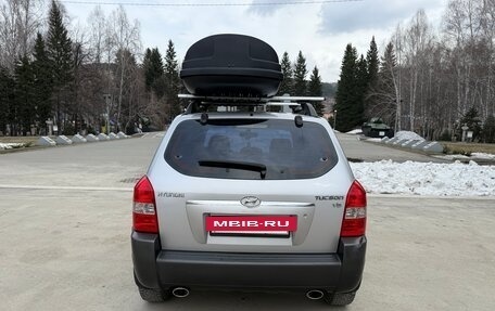 Hyundai Tucson III, 2005 год, 900 000 рублей, 2 фотография