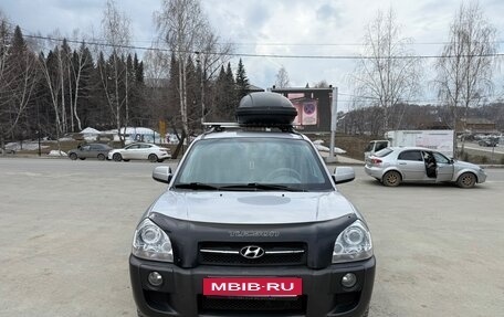 Hyundai Tucson III, 2005 год, 900 000 рублей, 4 фотография