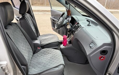 Hyundai Tucson III, 2005 год, 900 000 рублей, 13 фотография