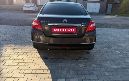 Nissan Teana, 2010 год, 800 000 рублей, 7 фотография