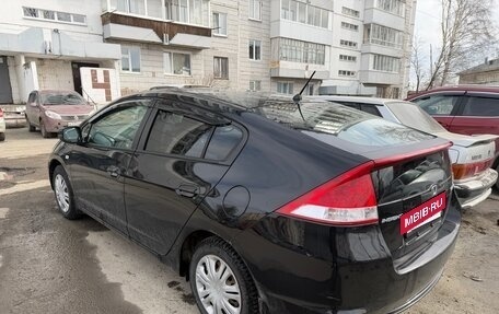 Honda Insight II рестайлинг, 2010 год, 795 000 рублей, 3 фотография