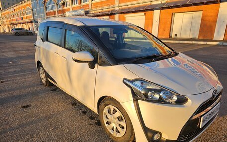 Toyota Sienta II, 2017 год, 1 550 000 рублей, 5 фотография