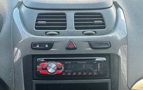 Chevrolet Cobalt II, 2013 год, 530 000 рублей, 4 фотография