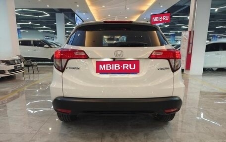 Honda Vezel, 2022 год, 1 590 000 рублей, 8 фотография