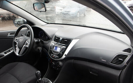 Hyundai Solaris II рестайлинг, 2012 год, 789 000 рублей, 7 фотография