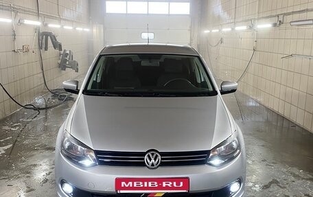 Volkswagen Polo VI (EU Market), 2011 год, 670 000 рублей, 10 фотография