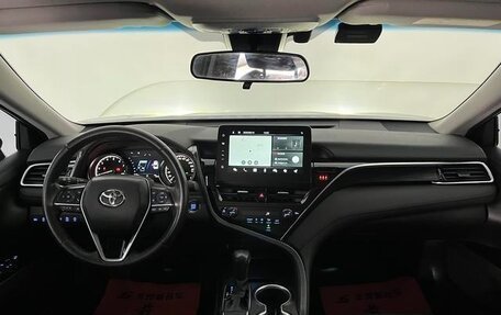 Toyota Camry, 2021 год, 4 000 000 рублей, 9 фотография