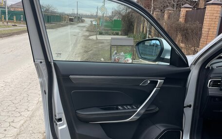 Geely Atlas, 2022 год, 1 990 000 рублей, 4 фотография