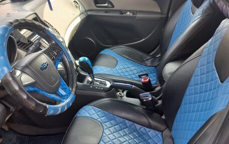 Chevrolet Cruze II, 2009 год, 500 000 рублей, 8 фотография