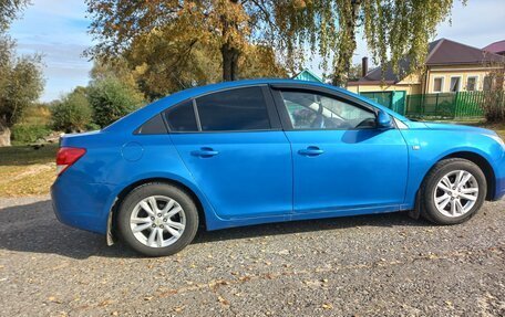 Chevrolet Cruze II, 2009 год, 500 000 рублей, 22 фотография