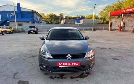 Volkswagen Jetta VI, 2012 год, 820 000 рублей, 2 фотография
