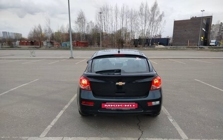 Chevrolet Cruze II, 2014 год, 820 000 рублей, 4 фотография