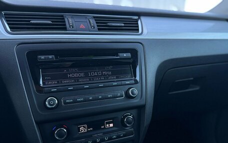 Skoda Rapid I, 2015 год, 1 250 000 рублей, 18 фотография