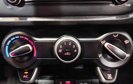 KIA Rio IV, 2017 год, 1 400 000 рублей, 17 фотография