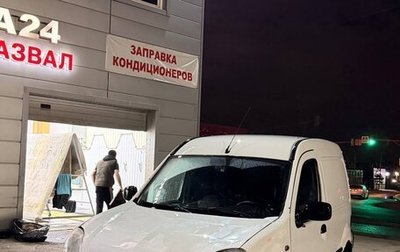 Renault Kangoo II рестайлинг, 2005 год, 215 000 рублей, 1 фотография