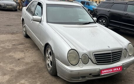Mercedes-Benz E-Класс, 2000 год, 385 000 рублей, 1 фотография