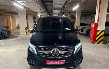 Mercedes-Benz V-Класс, 2021 год, 4 800 000 рублей, 1 фотография