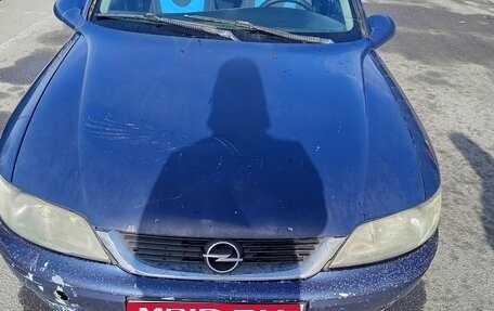 Opel Vectra B рестайлинг, 1999 год, 100 000 рублей, 1 фотография