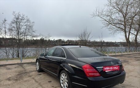 Mercedes-Benz S-Класс, 2010 год, 1 750 000 рублей, 3 фотография