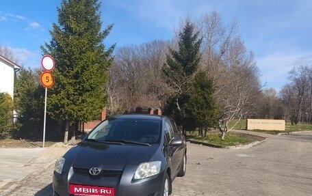 Toyota Auris II, 2009 год, 690 000 рублей, 2 фотография