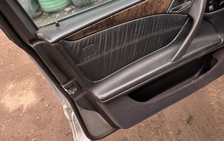 Mercedes-Benz E-Класс, 2000 год, 385 000 рублей, 7 фотография