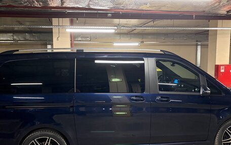 Mercedes-Benz V-Класс, 2021 год, 4 800 000 рублей, 3 фотография