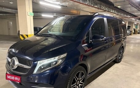 Mercedes-Benz V-Класс, 2021 год, 4 800 000 рублей, 2 фотография