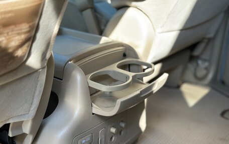 Toyota Alphard III, 2006 год, 1 600 000 рублей, 26 фотография